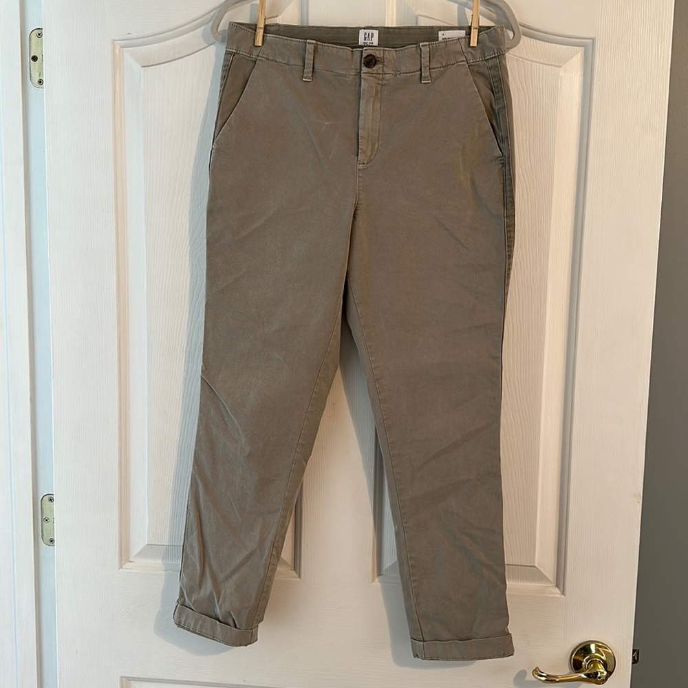 Gap Girlfriend Chino